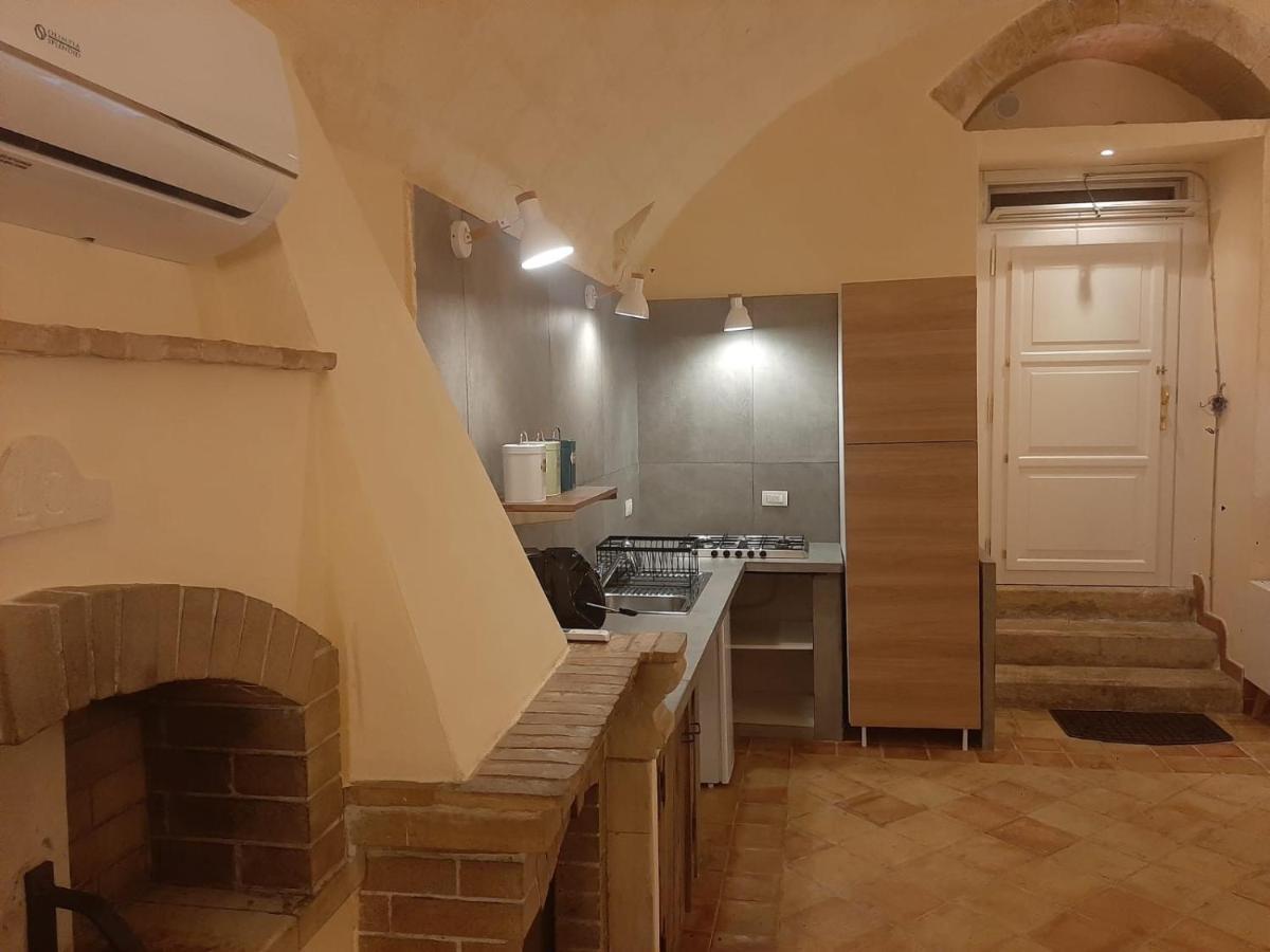 Dimora Sant'Antonio Apartment มาเตรา ภายนอก รูปภาพ