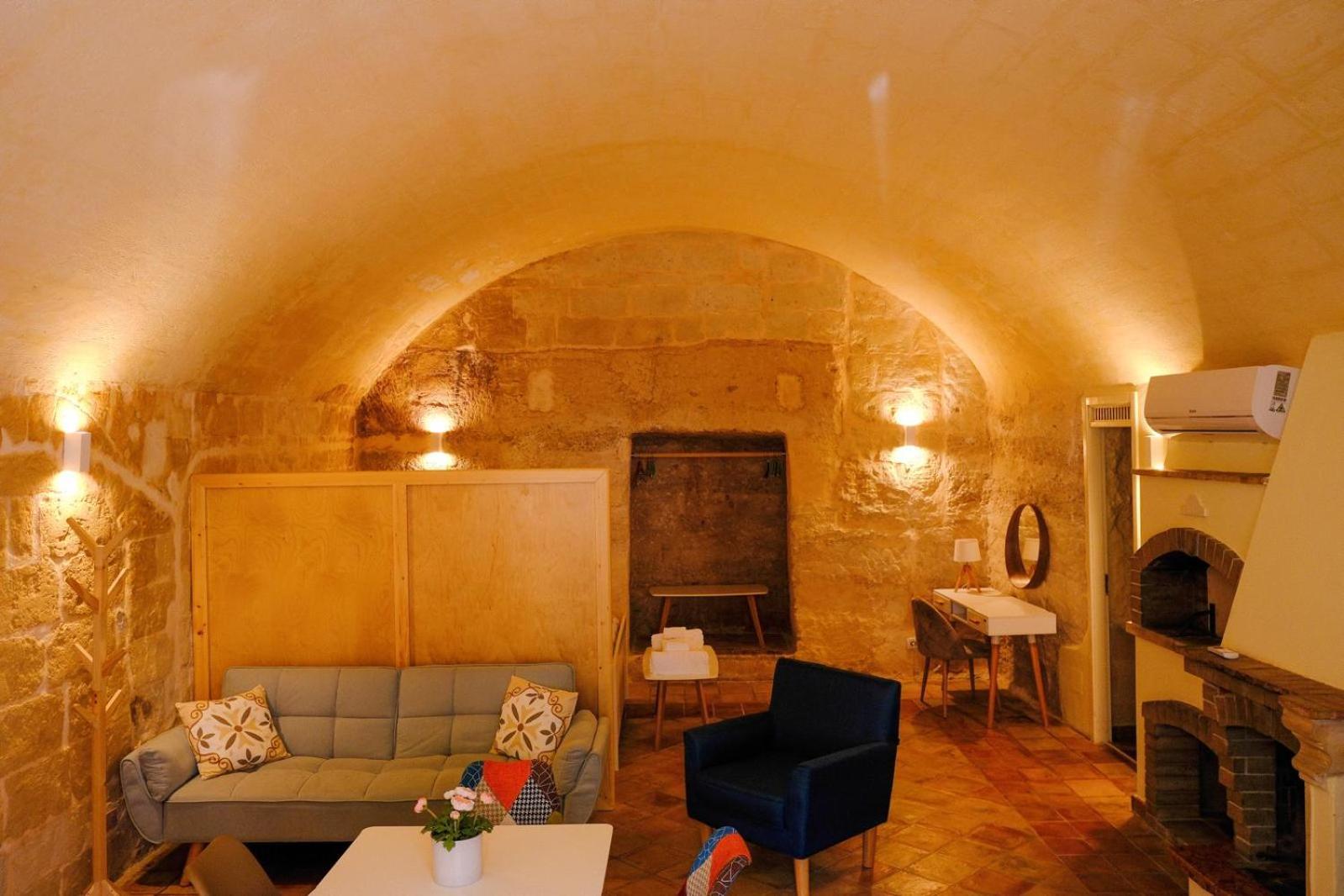 Dimora Sant'Antonio Apartment มาเตรา ภายนอก รูปภาพ